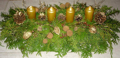 Adventní svícen Adventní svícen